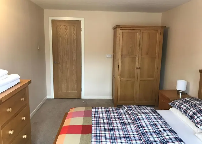Borrodale, One Bedroom Apartment With Balcony And Loch View.
